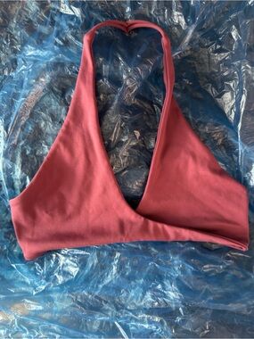 Crop shop boutique halter sports bra